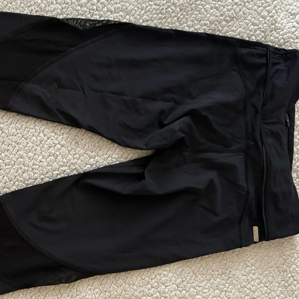 Alala Black Leggings with Mesh Detail - Captain Ankle Pant - Picture 12 of 14